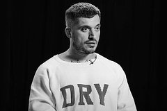 Умер Паша Техник. Рэпер пробыл в коме девять дней и скончался, не приходя в сознание